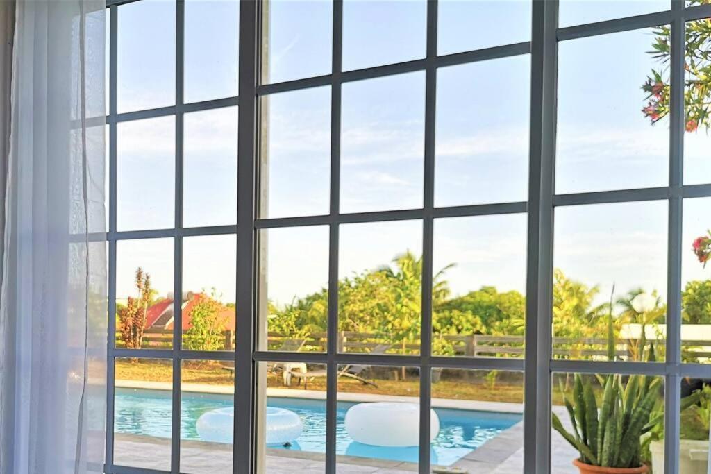 Villa Oneway, Piscine Privee, Classee 3 Etoiles Sainte-Rose Exteriér fotografie